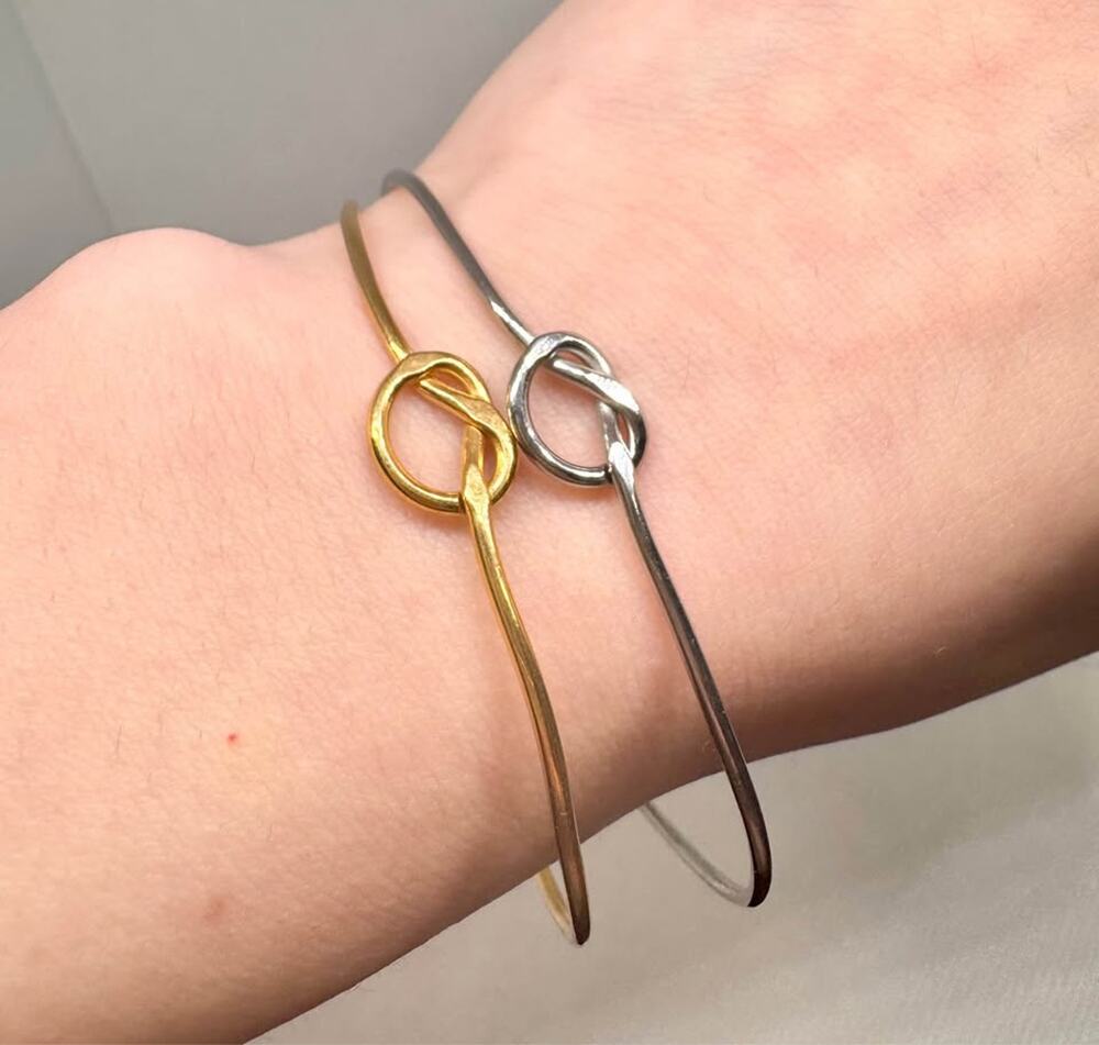 Dainty Knot Bangle Set